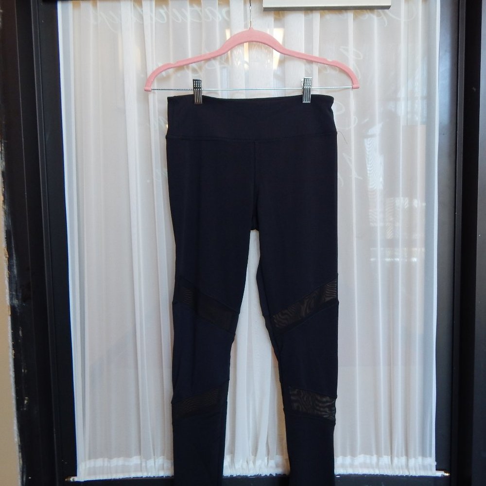 NWT AJ Active Wear w/Peak-a-Boo Mesh Sections